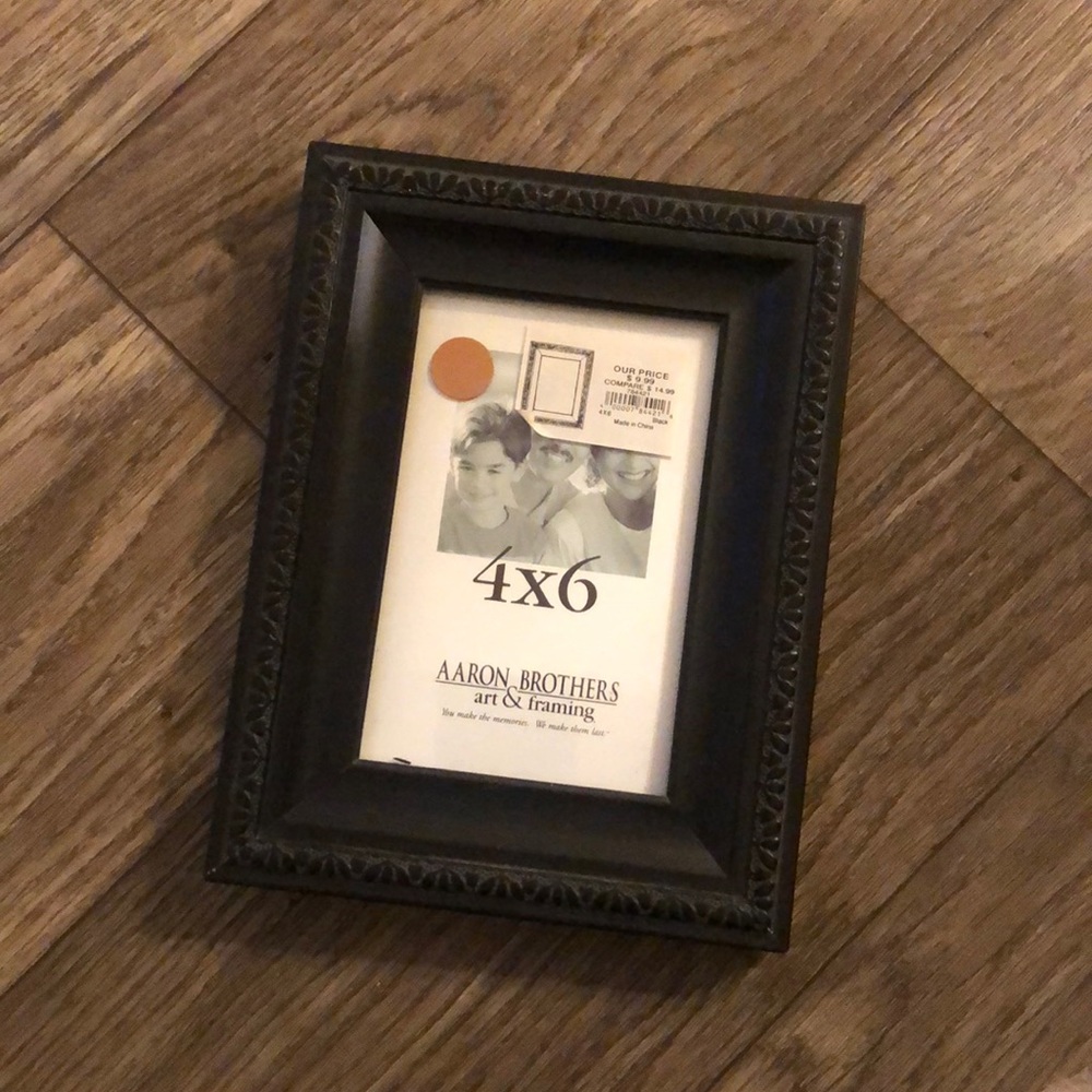 *FREE* when bundled Aaron Brothers frame
